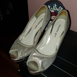Madden Girl size 8.5 silver heals